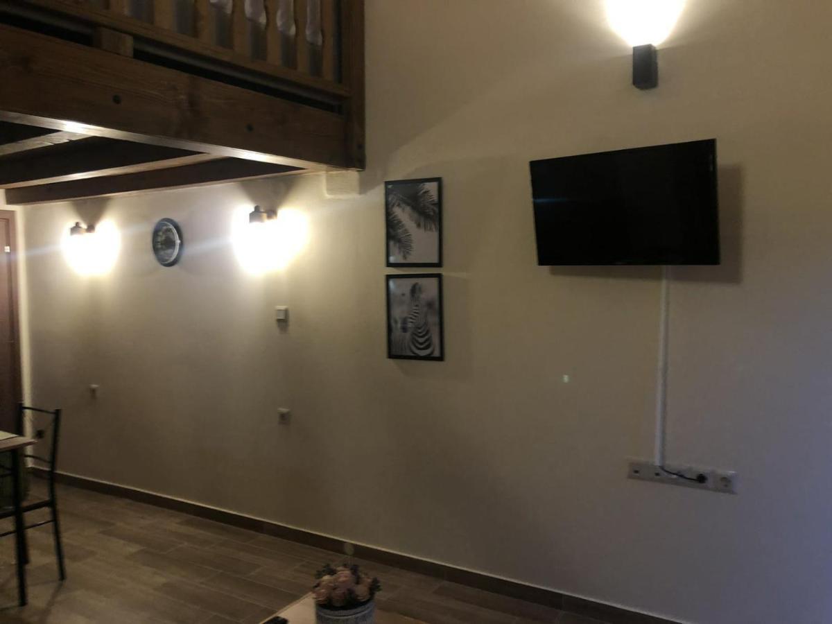 Green Olive Studios 2 Ейос Мамас Екстериор снимка