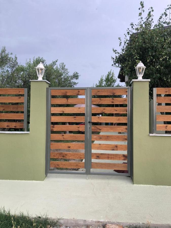 Green Olive Studios 2 Ейос Мамас Екстериор снимка