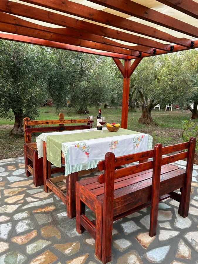 Green Olive Studios 2 Ейос Мамас Екстериор снимка